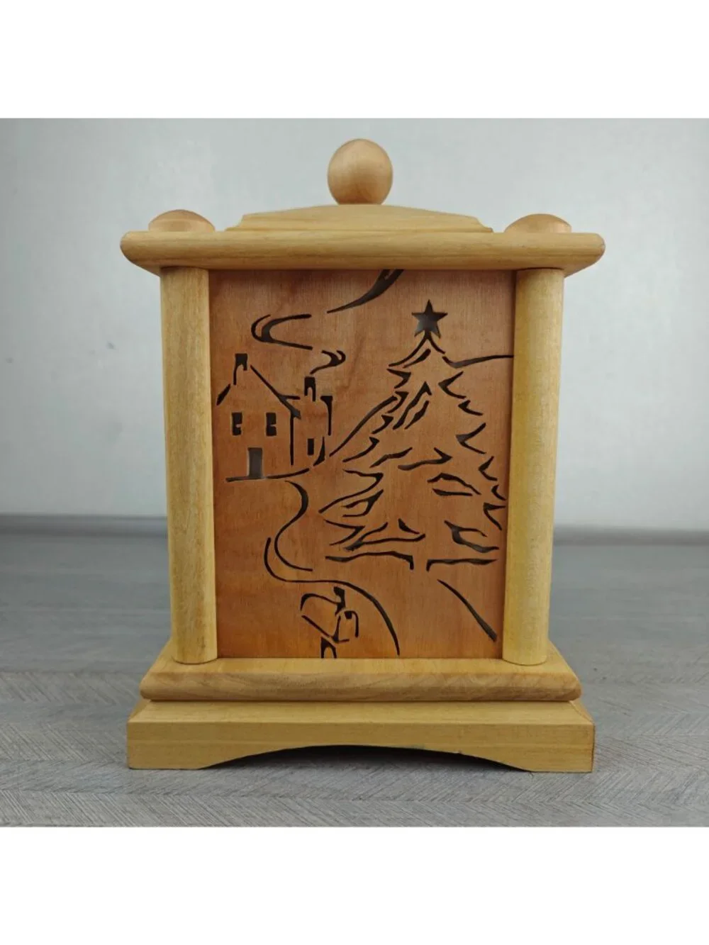 Vintage Rustic Wood Winter Holiday Lantern Cutout Christmas Designs Light-Up